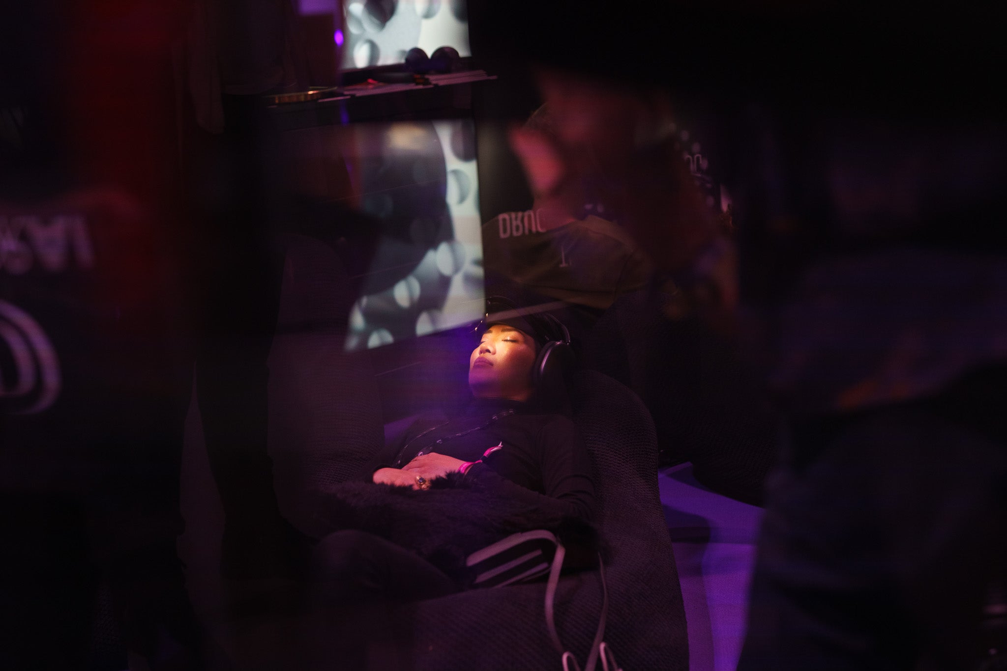 NeuroVIZR in-use during a conference or exhibition